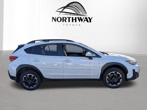 Used 2023 Subaru Crosstrek 2.0i Premium AWD/4WD image 3