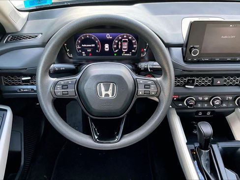 Used 2024 Honda Accord EX image 5