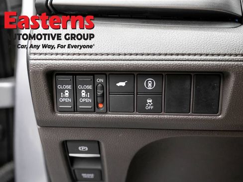 Used 2023 Honda Odyssey EX-L image 19