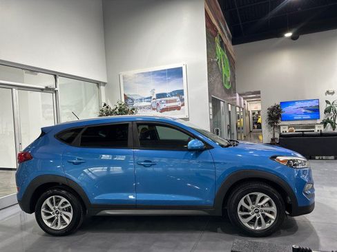 Used 2016 Hyundai Tucson SE w/ Option Group 02 AWD/4WD image 23
