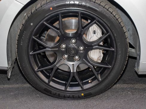 Used 2019 Ford Mustang Premium w/ Ecoboost Performance Package image 32