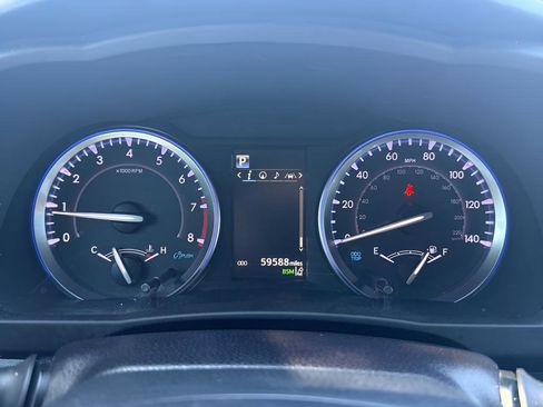 Used 2019 Toyota Highlander XLE FWD image 22