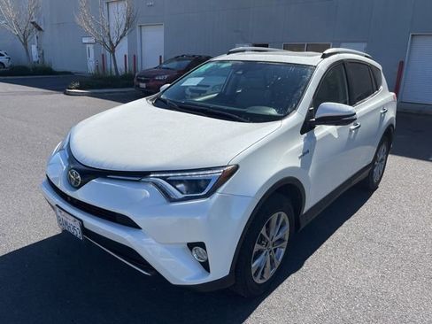 Used 2018 Toyota RAV4 Limited w/ Advanced Technology Package image 3