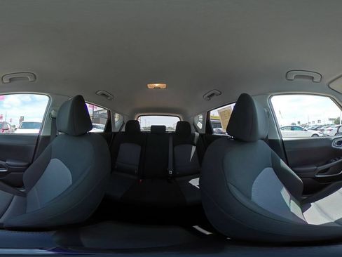 Used 2025 Kia Soul LX w/ LX Technology Package FWD image 40