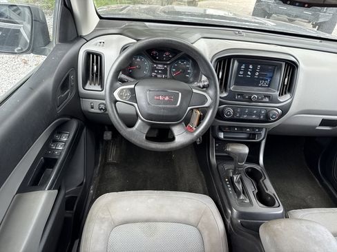 Used 2017 GMC Canyon 2WD Crew Cab w/ Convenience Package image 11