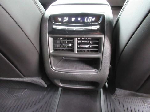 New 2026 Cadillac XT5 Sportv AWD/4WD image 34