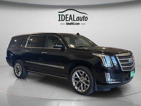 Used 2019 Cadillac Escalade ESV Platinum AWD/4WD image 19
