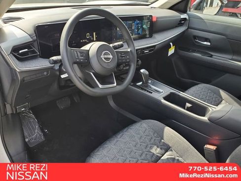 New 2026 Nissan Kicks SV w/ SV Premium Package image 9