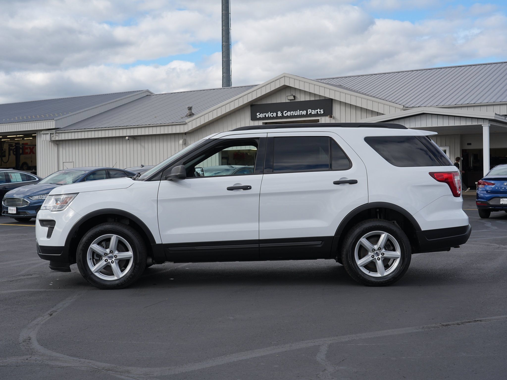 Used 2018 Ford Explorer 4WD image 7