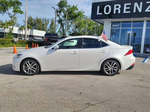 Used 2020 Lexus IS 300 w/ Accessory Package 2 RWD image 8