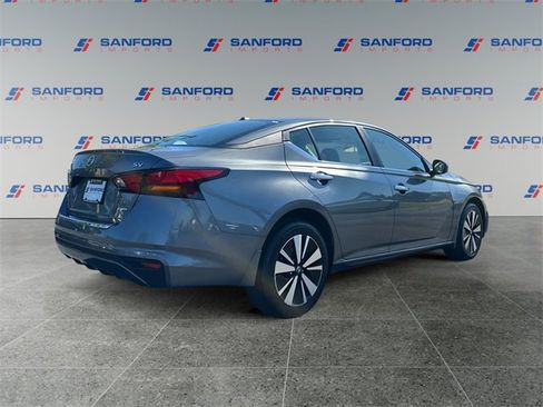 Used 2021 Nissan Altima 2.5 SV image 5