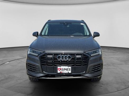 Used 2023 Audi Q7 3.0T Premium Plus w/ Premium Plus Package AWD/4WD image 4
