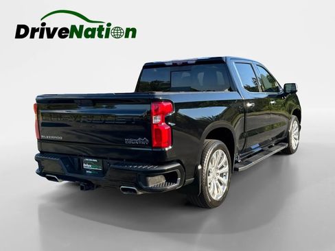 Used 2021 Chevrolet Silverado 1500 High Country w/ Technology Package AWD/4WD image 7