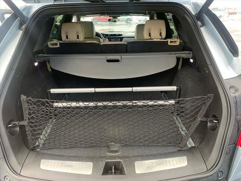 Used 2017 Cadillac XT5 Luxury w/ Driver Awareness Package image 8