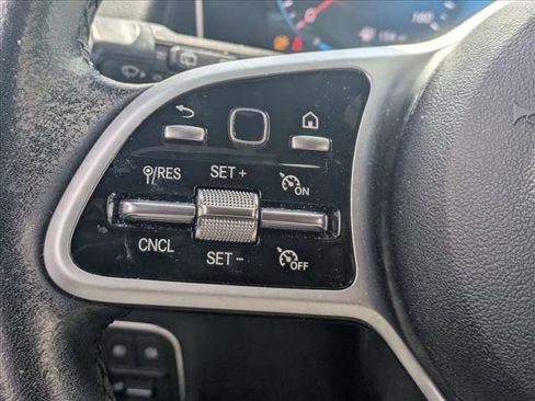 Used 2021 Mercedes-Benz GLB 250 image 12