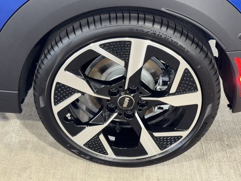 New 2026 MINI Cooper S image 25