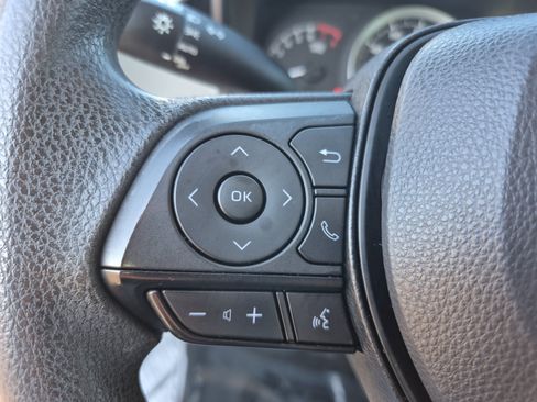 Used 2022 Toyota Corolla LE FWD image 27