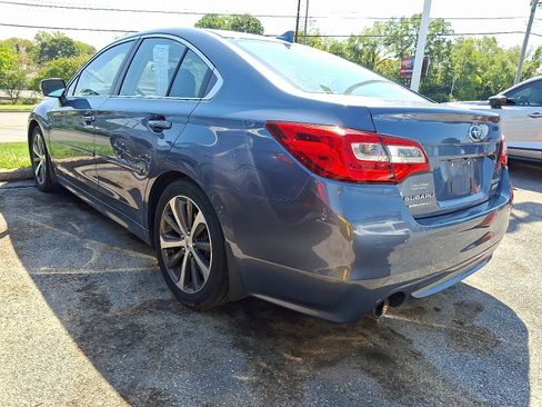 Used 2017 Subaru Legacy 2.5i Limited AWD/4WD image 4