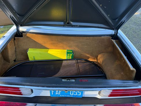 Used 1989 Mercedes-Benz 560 SL image 28