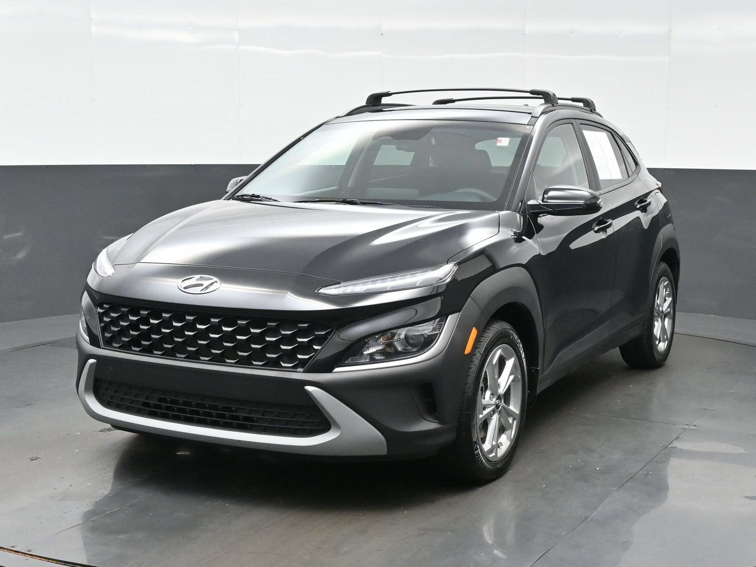 Certified 2023 Hyundai Kona SEL AWD/4WD image 1