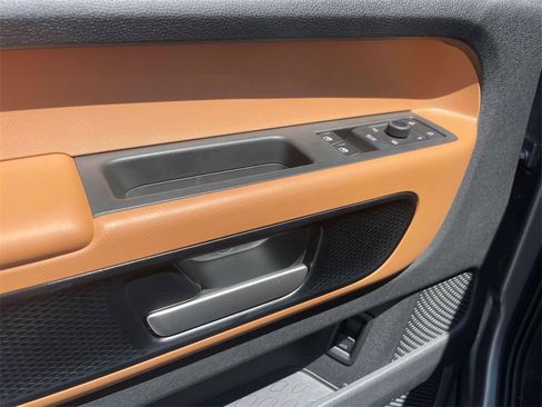 New 2025 Volkswagen ID. Buzz Pro S image 18