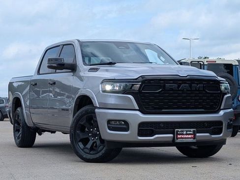 Used 2025 RAM 1500 Lone Star image 2