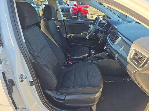 Used 2021 Kia Rio LX image 27