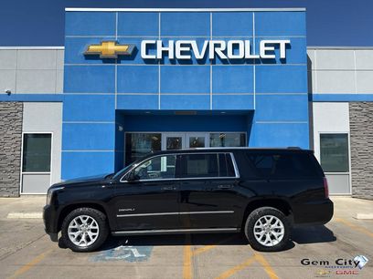 Used 2020 GMC Yukon XL Denali w/ Denali Premium Package