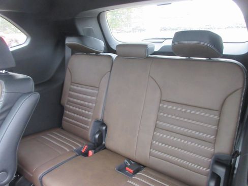 New 2026 GMC Acadia Denali Ultimate image 15