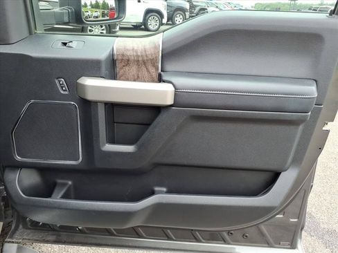 Used 2018 Ford F250 Lariat w/ Lariat Ultimate Package AWD/4WD image 15