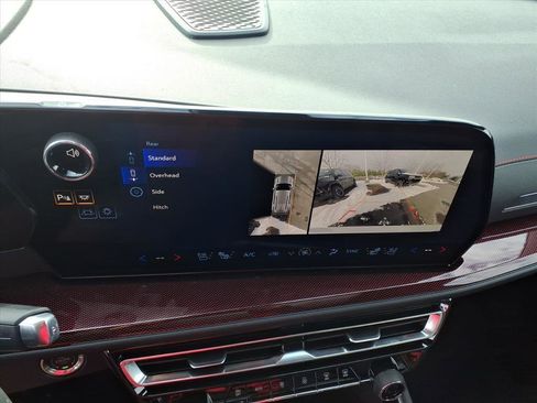 New 2026 Chevrolet Traverse RS w/ LPO, Floor Liner Package image 10