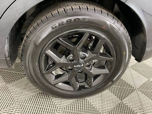 Used 2024 Kia Soul LX w/ Option Group 015 image 9