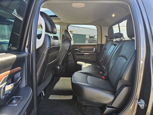 Used 2014 RAM 2500 Laramie w/ Convenience Group AWD/4WD image 15