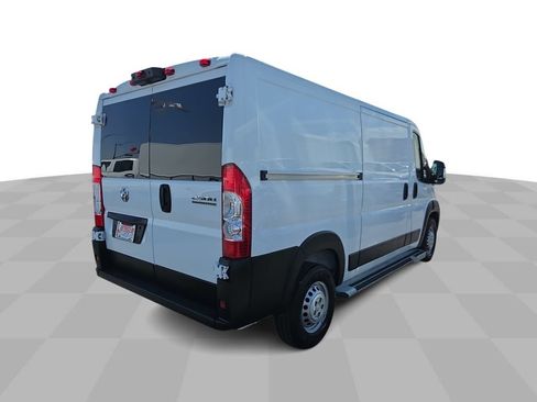 Used 2025 RAM ProMaster 2500 w/ U-Haul Equipment Group FWD image 8