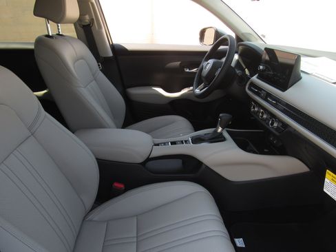 New 2026 Honda HR-V EX-L image 7