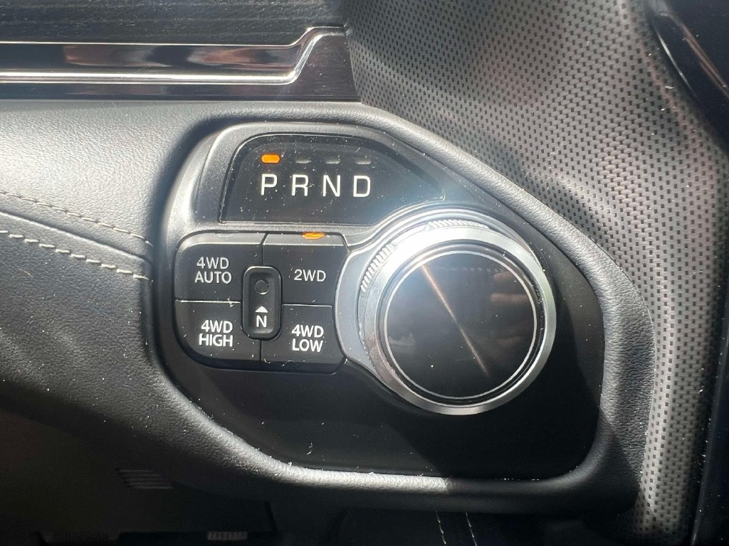 Used 2022 RAM 1500 Limited w/ Body Color Bumper Group AWD/4WD image 27