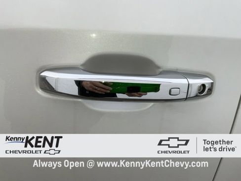 Certified 2022 Chevrolet Silverado 1500 LTZ w/ Technology Package image 30