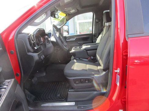 Used 2024 Chevrolet Silverado 3500 LT w/ Convenience Package image 15