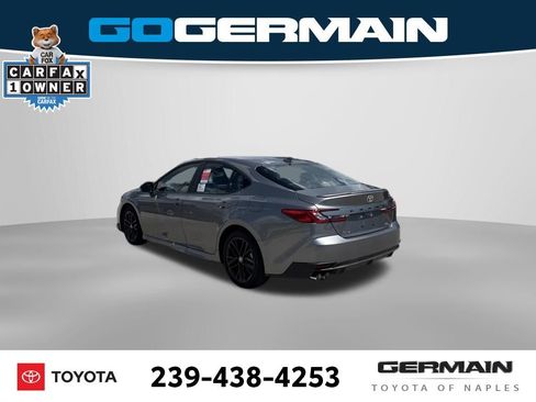 Used 2026 Toyota Camry SE FWD image 4