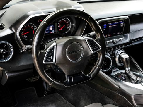 Used 2021 Chevrolet Camaro LT RWD image 16