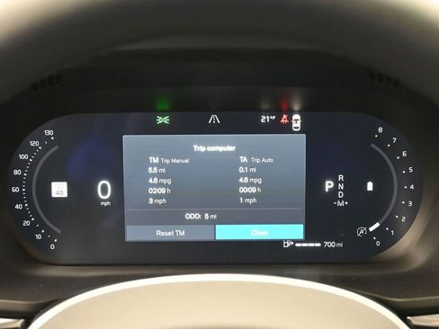 New 2026 Volvo XC60 B5 Plus w/ Protection Package Premier image 9