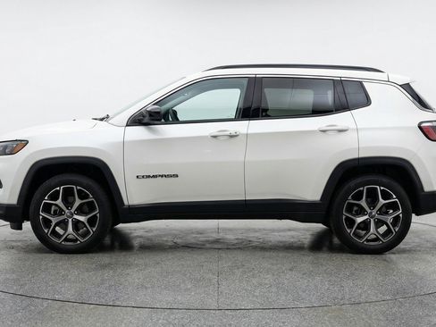 Used 2025 Jeep Compass Limited AWD/4WD image 5