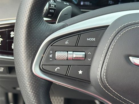 Used 2023 Genesis GV70 2.5T w/ Sport Prestige Package image 25