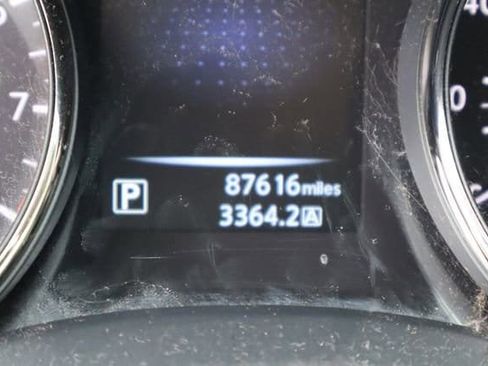 Used 2016 Nissan Rogue S FWD image 9