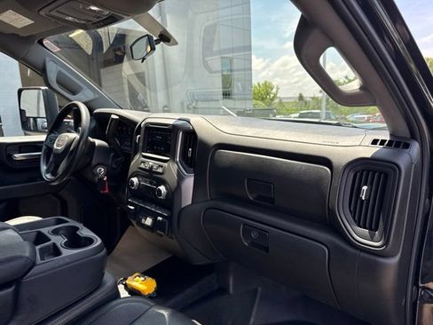 Used 2022 GMC Sierra 3500 Pro w/ Convenience Package AWD/4WD image 34
