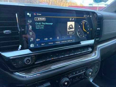 Certified 2025 Chevrolet Silverado 1500 RST image 21