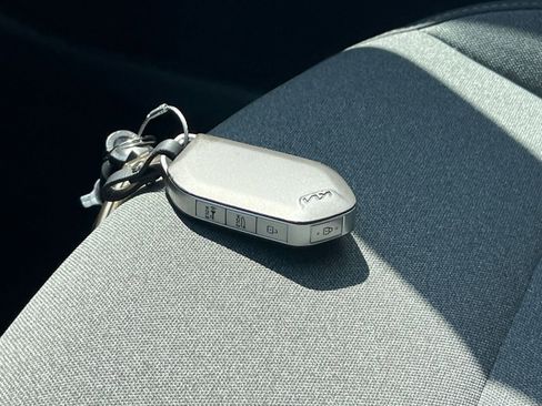 Used 2025 Kia K4 FWD image 21