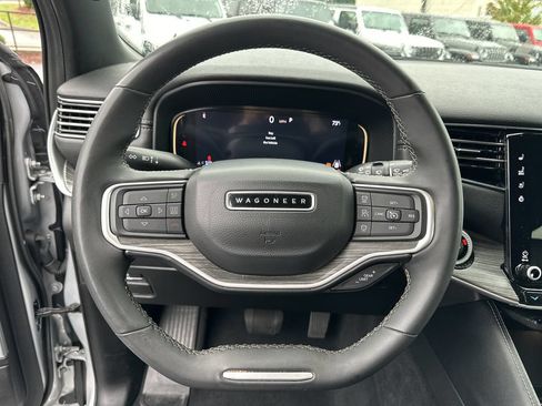 Used 2024 Jeep Wagoneer Series II AWD/4WD image 12