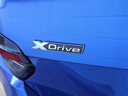 Used 2025 BMW M240i xDrive Coupe w/ Premium Package image 11