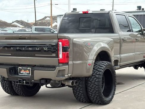 Used 2026 Ford F450 Platinum w/ Platinum Plus Package AWD/4WD image 5